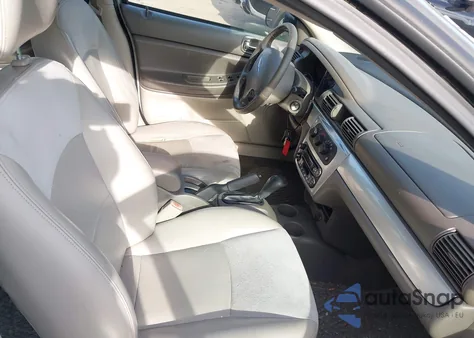 2006 Chrysler Sebring Touring z USA, uszkodzony, nr VIN 1C3AL56R06N233889